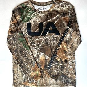 Boys Under Armor Camo Long Sleeve Tee / Size YMD / Like New Condition